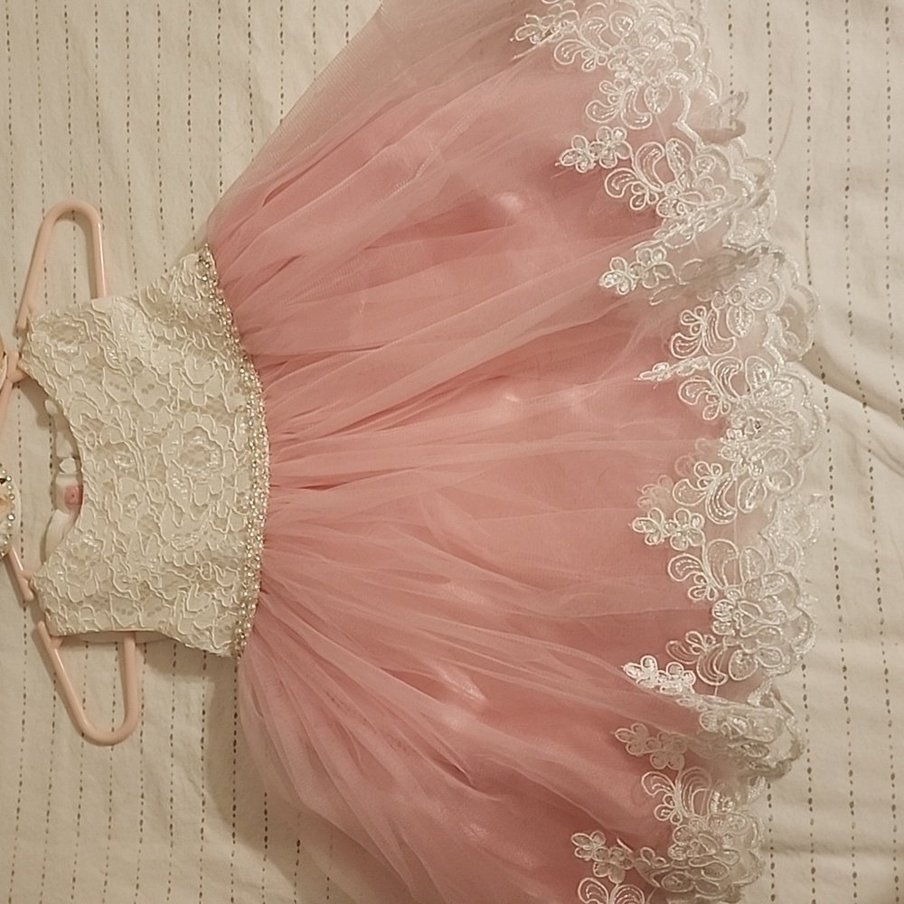 Fancy dress with matching shoes size 3-6 m - Picture 2 of 5